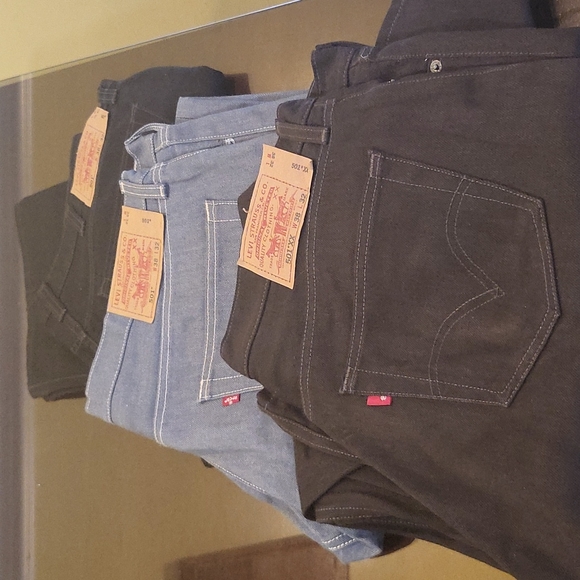 Levi's - Picture 15 of 16